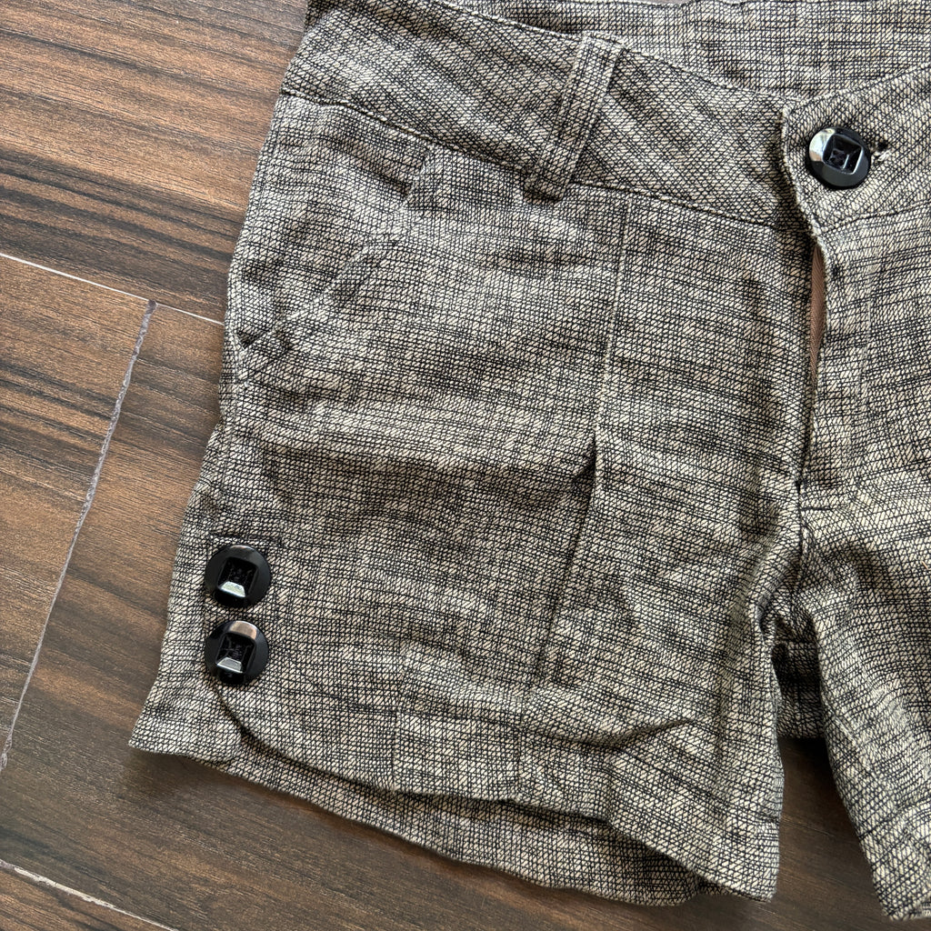 ‧₊˚♪ button shorts