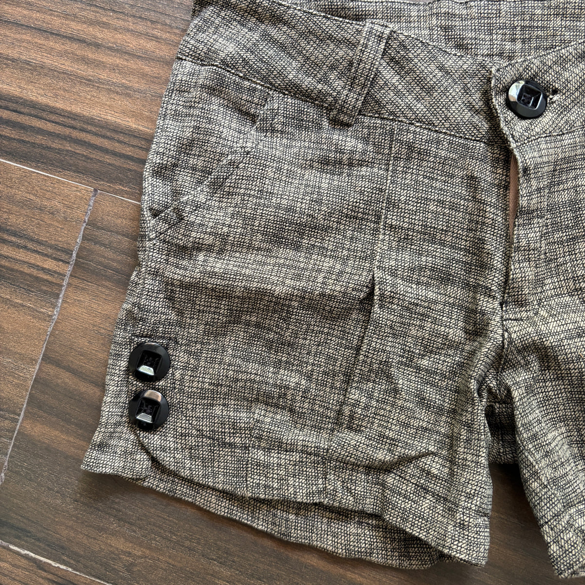 ‧₊˚♪ button shorts
