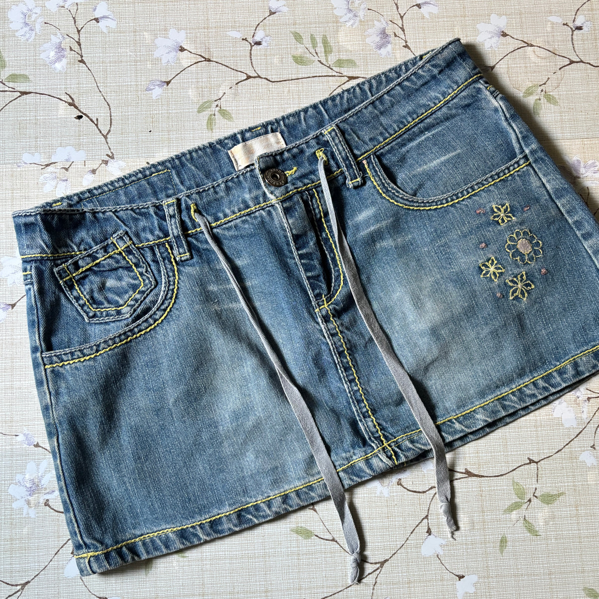 ‧₊˚♪ secret garden mini