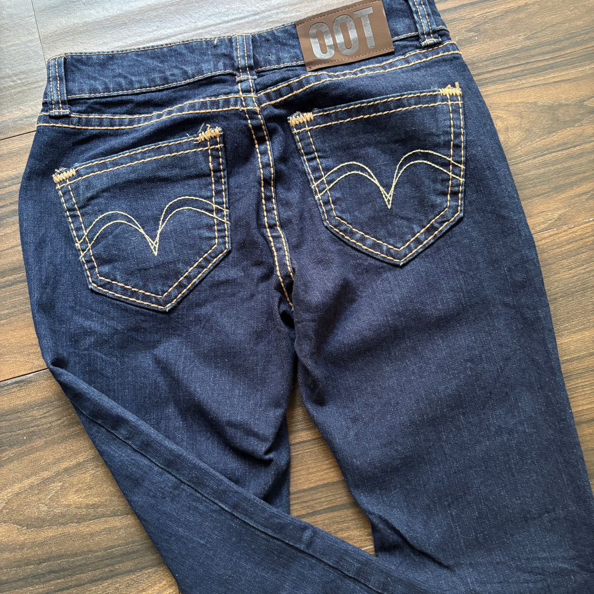 ‧₊˚♪ low rise bootcut (1)