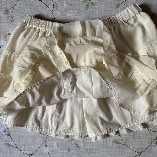 ‧₊˚♪ ruffle vanilla skirt
